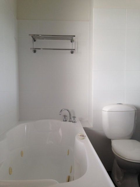 Auldington Hotel - Accommodation Brunswick Heads 44