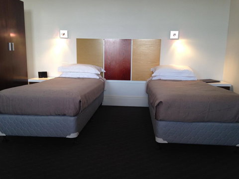 Auldington Hotel - Accommodation Brunswick Heads 22