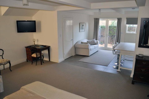 Belton Apartments-Hedge Cottage - Accommodation Brunswick Heads 31