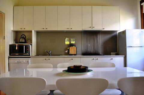 Belton Apartments-Hedge Cottage - Accommodation Brunswick Heads 1