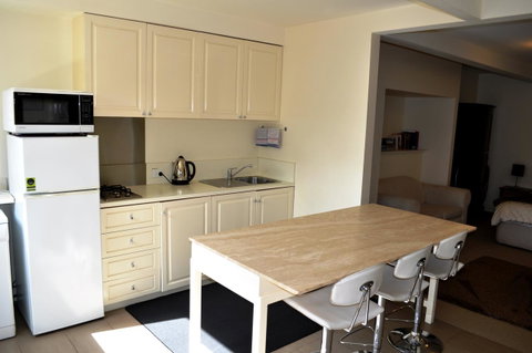 Belton Apartments-Hedge Cottage - Accommodation Brunswick Heads 9