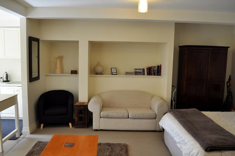 Belton Apartments-Hedge Cottage - Accommodation Brunswick Heads 6