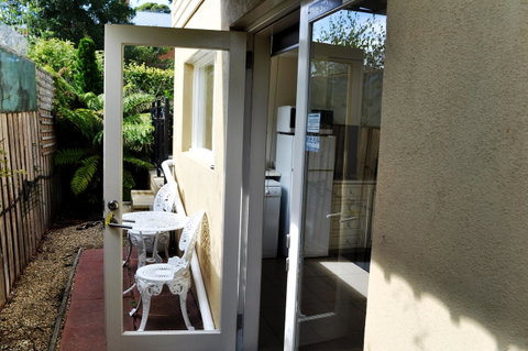 Belton Apartments-Hedge Cottage - Accommodation Brunswick Heads 7