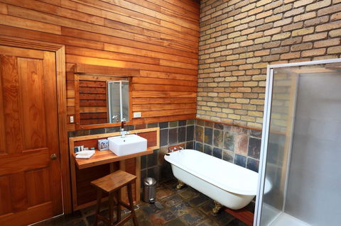 @ The Beach & Not Quite @ The Beach Holiday Cottages - Stanley - Accommodation Brunswick Heads 15