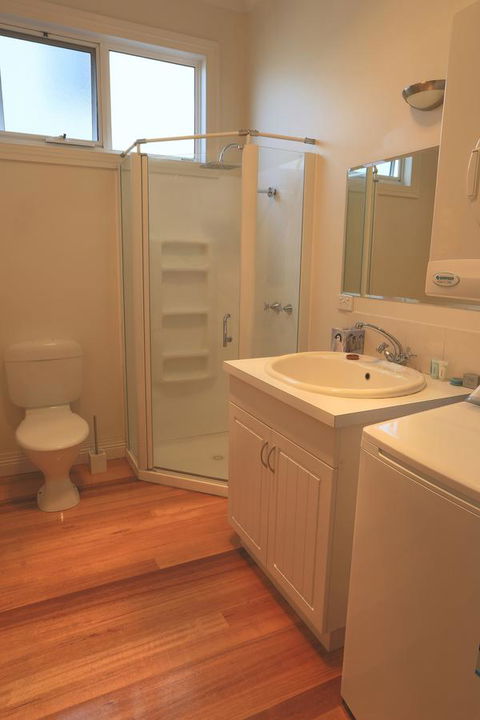 @ The Beach & Not Quite @ The Beach Holiday Cottages - Stanley - Accommodation Brunswick Heads 21