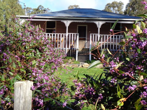 Post House Cottage - Accommodation Brunswick Heads 0