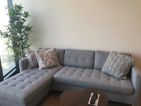 New High Rise Southbank Apartment With Park Views - Accommodation Brunswick Heads 3