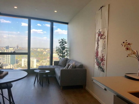 New High Rise Southbank Apartment With Park Views - Accommodation Brunswick Heads 1