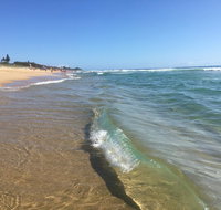 NEW UPMARKET COMFORTABLE 2 Bed 2 Bath OCEAN VIEWS 250m to BUDDINA BEACH - Accommodation Brunswick Heads