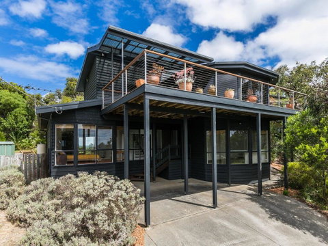 NICHE ON NOBLE - Ever Changing Vista - Accommodation Brunswick Heads 0