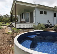 Noosa Hinterland Country Cottage 'Tru-Blu' - Accommodation Brunswick Heads