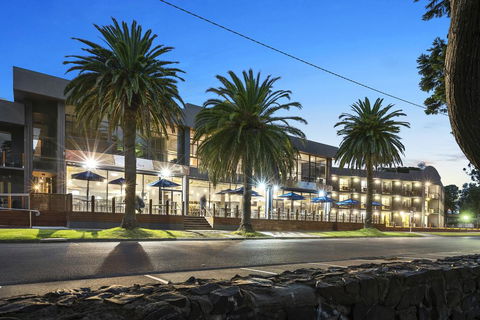 North Pier Hotel - Accommodation Brunswick Heads 0