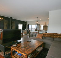 Oak  Barrel / 7 Twynam Street - Accommodation Brunswick Heads