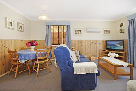 Oak Cottage - Tudor Village Unit 5 - Accommodation Brunswick Heads 1