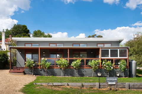 Oblique - Accommodation Brunswick Heads 1