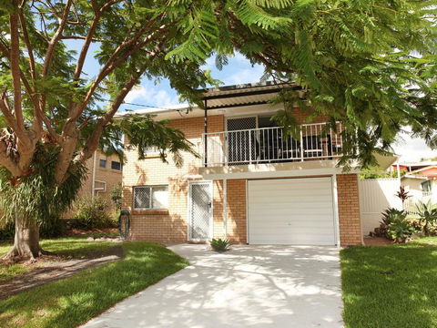 Oloway 40 - 2 BDRM Pet Friendly,  Budget Home - Accommodation Brunswick Heads 1