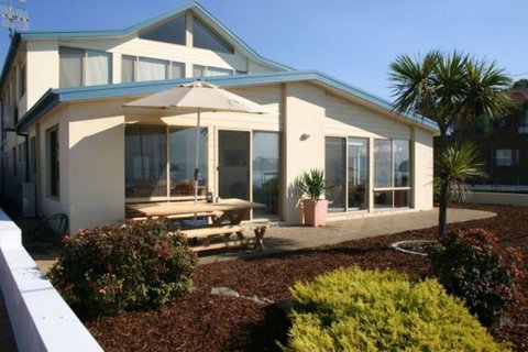 On Casey's - Accommodation Brunswick Heads 1