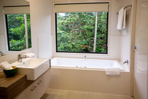 On Obi Maleny - Accommodation Brunswick Heads 0