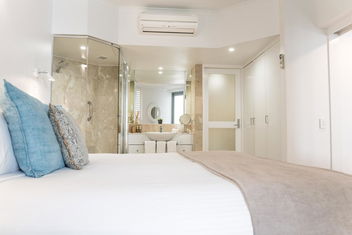 On The Beach Noosa Resort with Accommodation Brunswick Heads