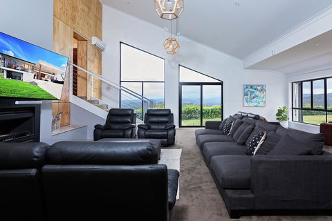 On Top Of The World - Accommodation Brunswick Heads 2