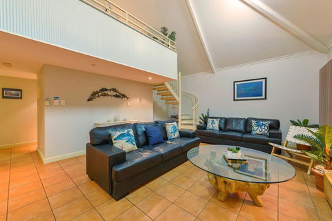 Osprey Holiday Village Unit 117 - Exquisite 3 Bedroom Holiday Villa With A Pool In The Complex - Accommodation Brunswick Heads 3
