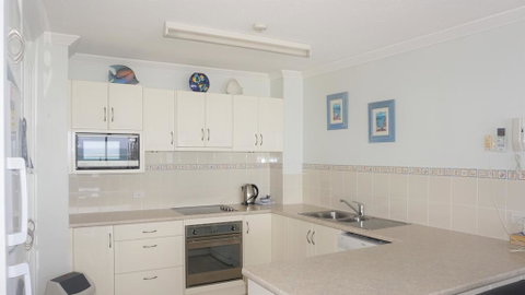 Pacific Surf Absolute Beachfront Apartments - Accommodation Brunswick Heads 2