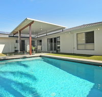 Palm 95 - Modern 4 BDRM Home with Pool - Accommodation Brunswick Heads