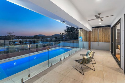 Panoramic Views Villa Birdwood Terrace 4 Bedroms - Toowong - Accommodation Brunswick Heads 0