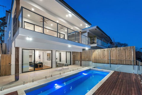 Panoramic Views Villa Birdwood Terrace 4 Bedroms - Toowong - Accommodation Brunswick Heads 1