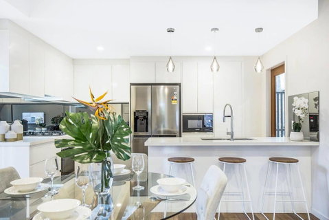 Park Avenue Townhouse Retreat Brisbane Sleeps 10 - Accommodation Brunswick Heads 1