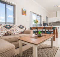 PEACEFUL 2Kingbed RootyHill Townhouse near Station - Accommodation Brunswick Heads