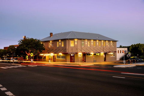 Pier Hotel - Accommodation Brunswick Heads 0