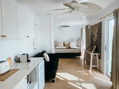 Pineapple Studio Byron Bay - Accommodation Brunswick Heads 1