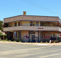 Pingelly Hotel - Accommodation Brunswick Heads