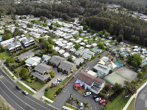 Pleasurelea Tourist Resort & Caravan Park - Accommodation Brunswick Heads 2