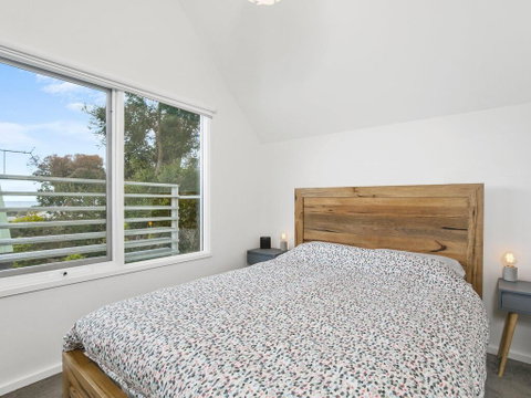 Point Roadknight Villa 3 - Accommodation Brunswick Heads 3