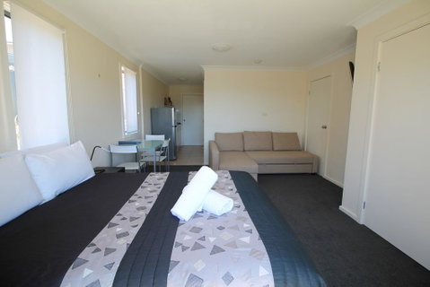 Poley Cow Studio - Accommodation Brunswick Heads 1