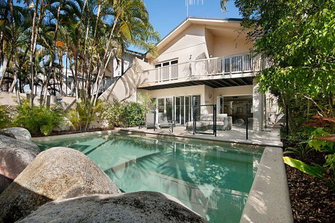 Port Douglas Condo - Accommodation Brunswick Heads 0