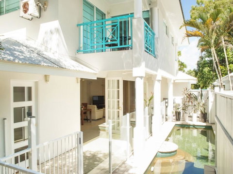 Port Douglas Paradise - Beach Villa - Accommodation Brunswick Heads 3