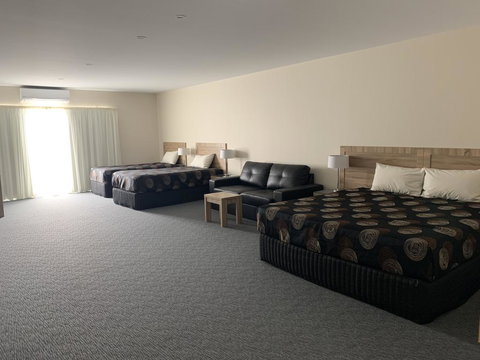 Quality Hotel Sherbourne Terrace - Accommodation Brunswick Heads 1