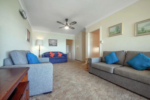 Quarterdeck, Unit 3/12 Magnus Street - Accommodation Brunswick Heads 2