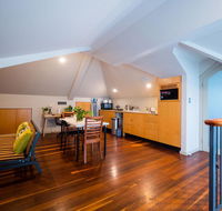 Quiet Private Studio In Strathfield with Kitchenette and Private Bathroom 3min to Station sleeps 6 - Accommodation Brunswick Heads