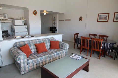 Razorback 1 - Razorback Plaza Jindabyne - Accommodation Brunswick Heads 1