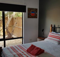 Red Ochre - Large 1BR with Private Courtyard - Accommodation Brunswick Heads