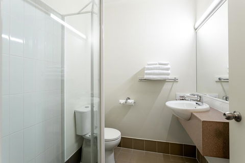Redcliffe Motor Inn - Accommodation Brunswick Heads 2