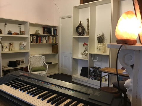 Redhaus Artist Cottage - Accommodation Brunswick Heads 2