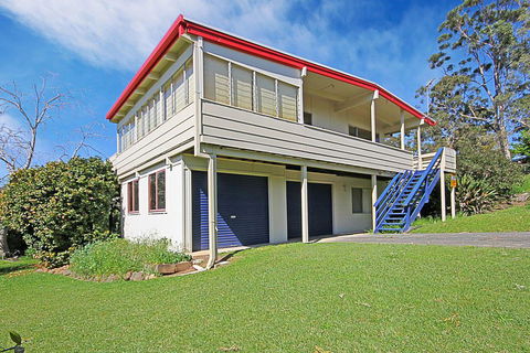 REST ASHORE At MOLLYMOOK - Accommodation Brunswick Heads 2