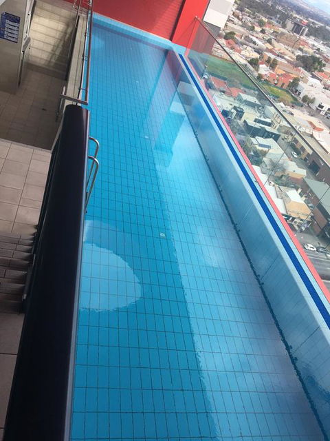 RNR Serviced Apartments Adelaide - Grote St. - Accommodation Brunswick Heads 1