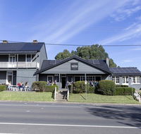 Robertson Public House and Kitchen - Accommodation Brunswick Heads
