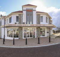 Rose Hotel Clarkson - Accommodation Brunswick Heads